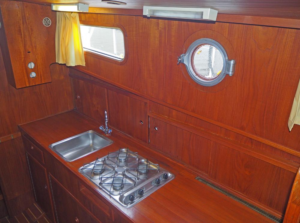 Fore ship, Accommodation